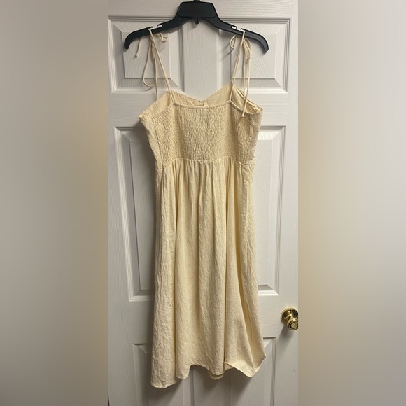 NWT CIDER Cream Midi Dress W/ Smocking Size Large - Picture 4 of 4
